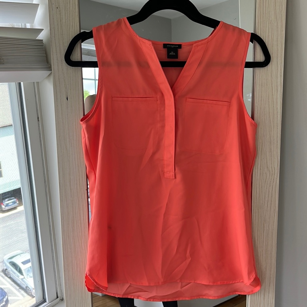 Ann Taylor Soft Orange Lightweight Pockets Semi-Formal Top
